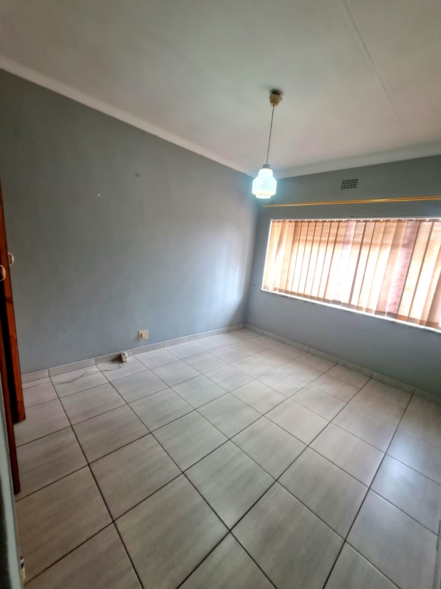 3 Bedroom Property for Sale in Vanderbijlpark SE 6 Gauteng