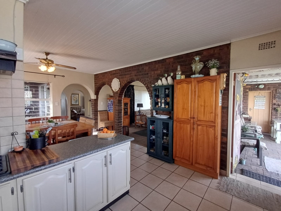 3 Bedroom Property for Sale in Vanderbijlpark Sw 2 Gauteng