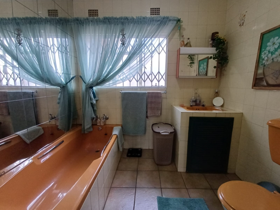 3 Bedroom Property for Sale in Vanderbijlpark Sw 2 Gauteng