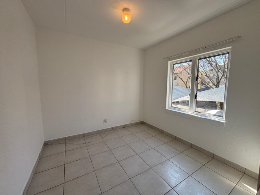 1 Bedroom Property for Sale in Montgomery Park Gauteng