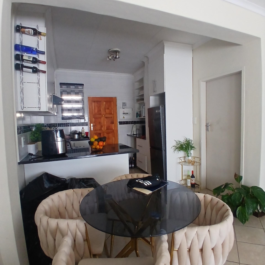 2 Bedroom Property for Sale in The Orchards Gauteng