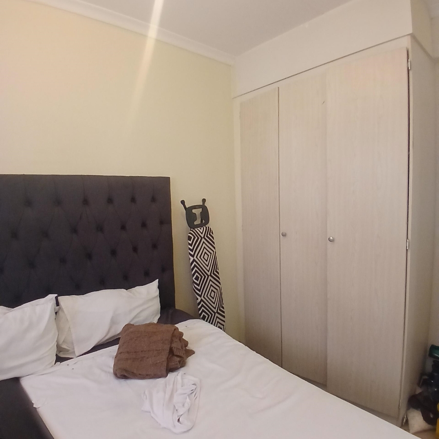 2 Bedroom Property for Sale in The Orchards Gauteng