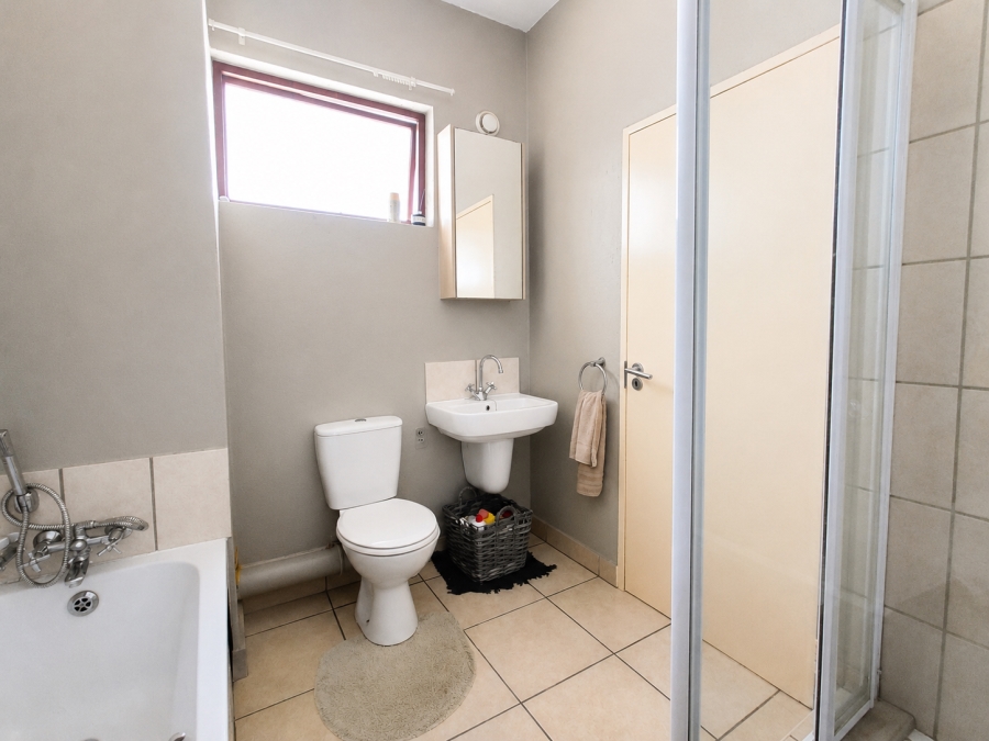 2 Bedroom Property for Sale in Ferndale Gauteng