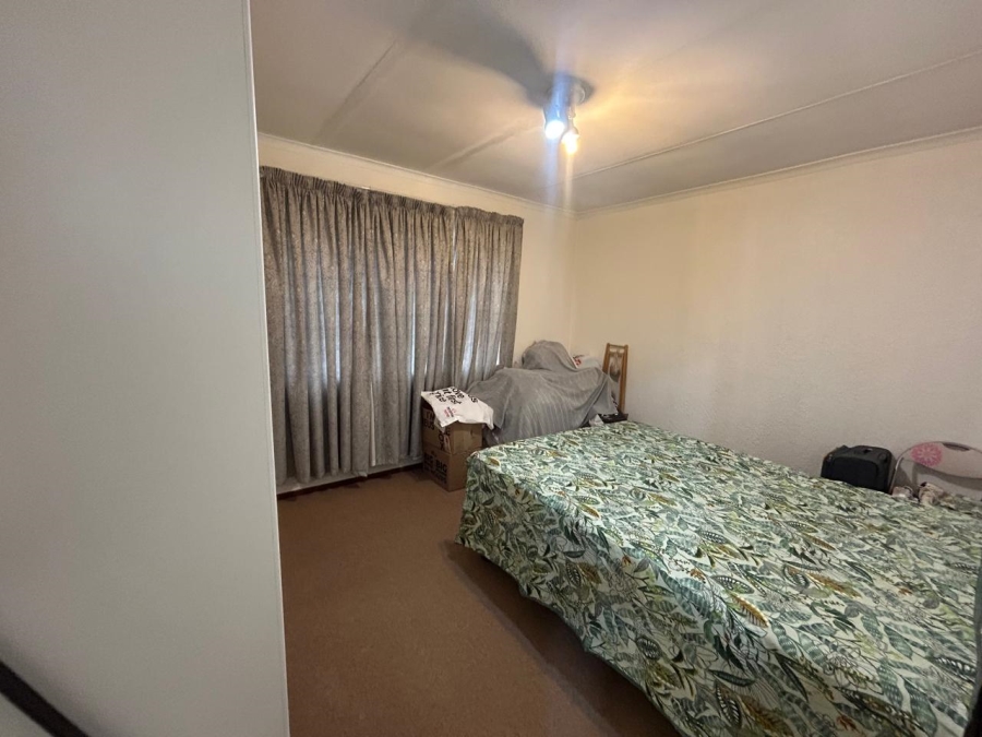 2 Bedroom Property for Sale in Halfway Gardens Gauteng