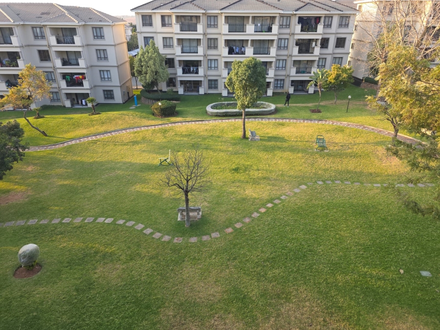 2 Bedroom Property for Sale in Noordwyk Gauteng