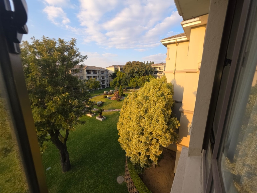2 Bedroom Property for Sale in Noordwyk Gauteng