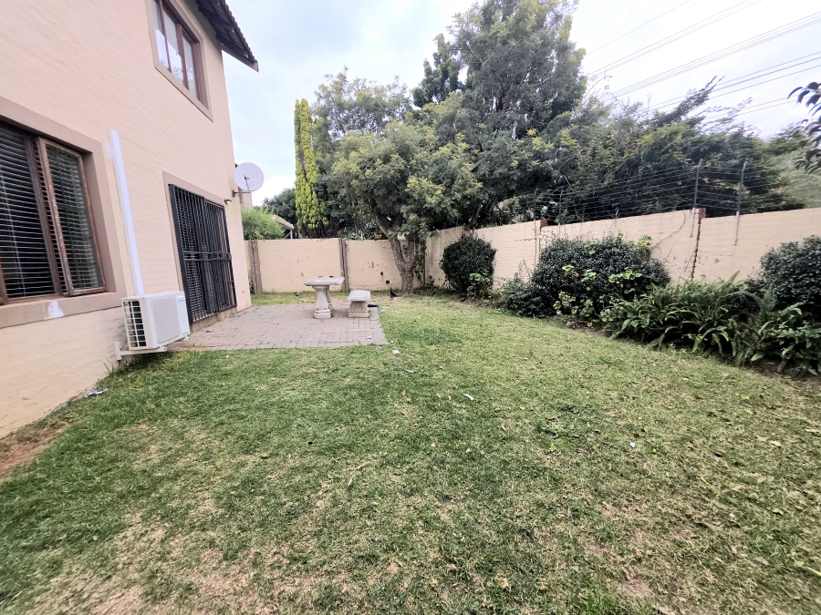 3 Bedroom Property for Sale in Noordwyk Gauteng