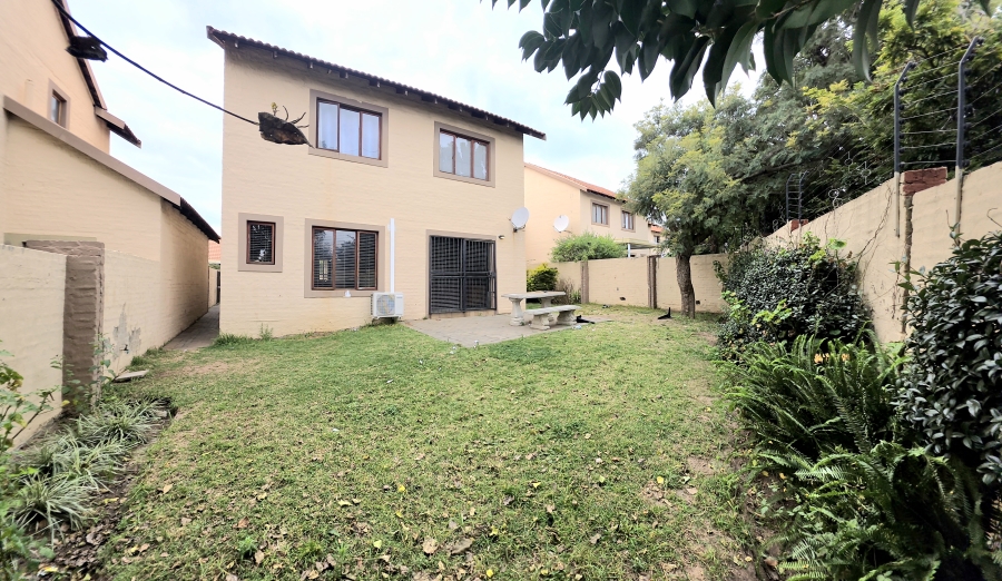 3 Bedroom Property for Sale in Noordwyk Gauteng