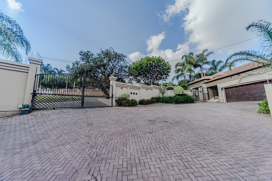 3 Bedroom Property for Sale in Waterkloof Ridge Gauteng
