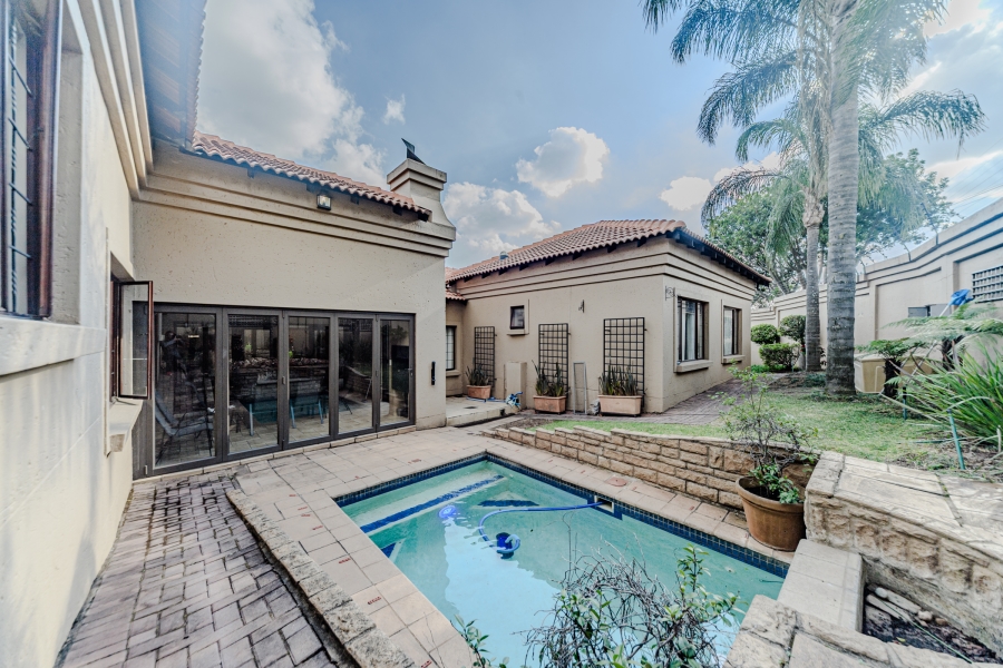 3 Bedroom Property for Sale in Waterkloof Ridge Gauteng