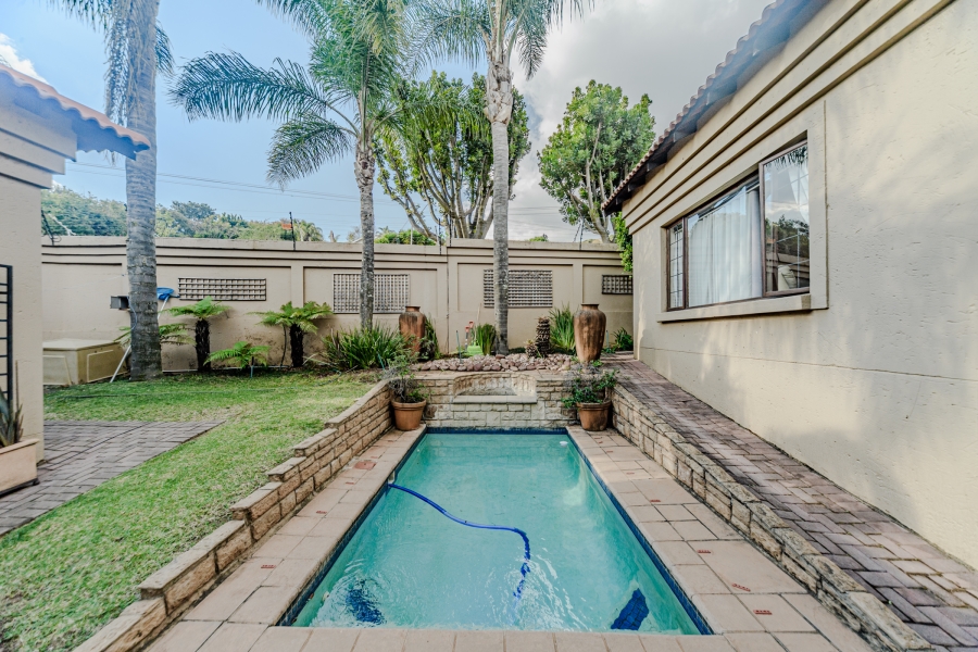 3 Bedroom Property for Sale in Waterkloof Ridge Gauteng