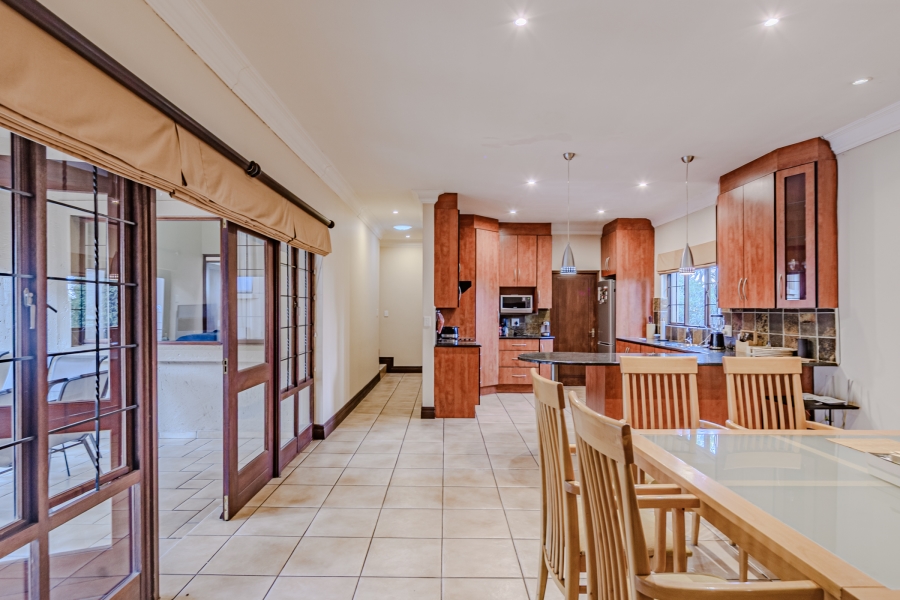 3 Bedroom Property for Sale in Waterkloof Ridge Gauteng