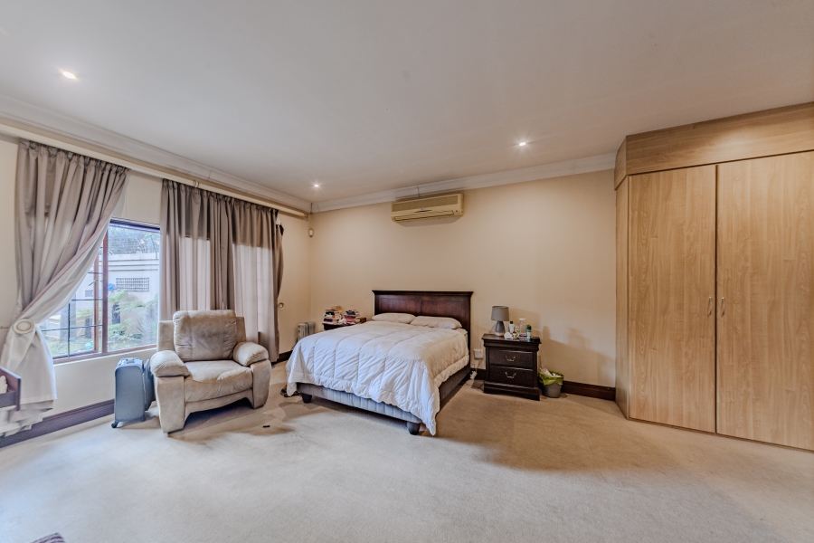 3 Bedroom Property for Sale in Waterkloof Ridge Gauteng