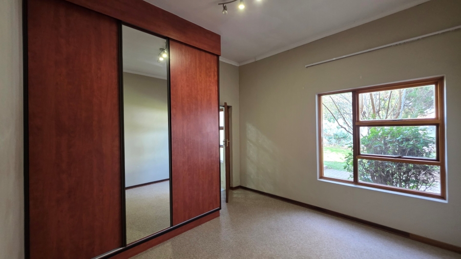 To Let 5 Bedroom Property for Rent in Savoy Estate Gauteng