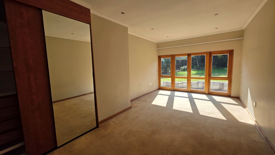 To Let 5 Bedroom Property for Rent in Savoy Estate Gauteng