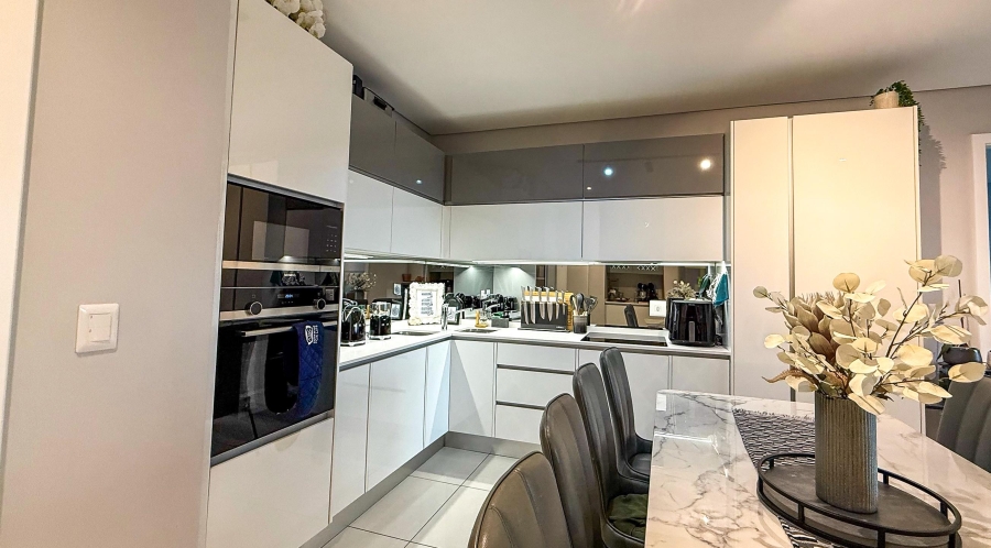 2 Bedroom Property for Sale in Houghton Estate Gauteng