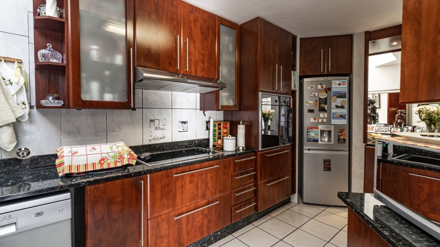 3 Bedroom Property for Sale in Bassonia Gauteng