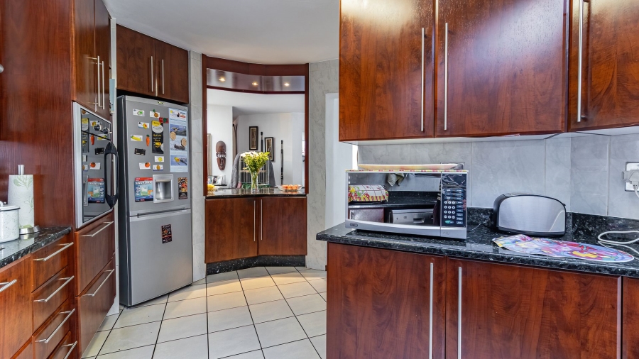 3 Bedroom Property for Sale in Bassonia Gauteng