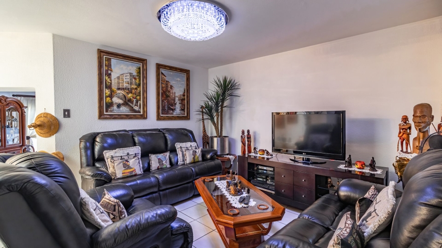 3 Bedroom Property for Sale in Bassonia Gauteng