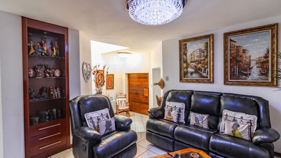 3 Bedroom Property for Sale in Bassonia Gauteng