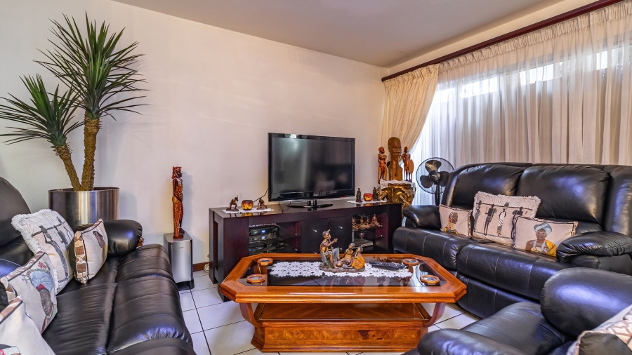 3 Bedroom Property for Sale in Bassonia Gauteng