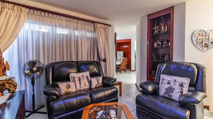 3 Bedroom Property for Sale in Bassonia Gauteng