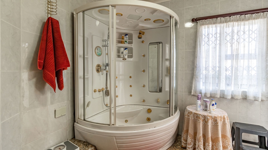 3 Bedroom Property for Sale in Bassonia Gauteng