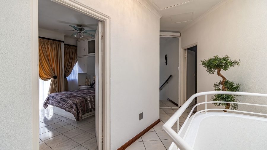 3 Bedroom Property for Sale in Bassonia Gauteng