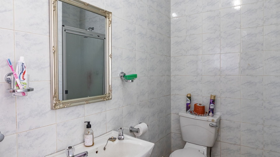 3 Bedroom Property for Sale in Bassonia Gauteng
