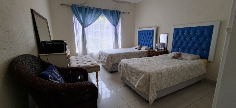 5 Bedroom Property for Sale in Rangeview Gauteng