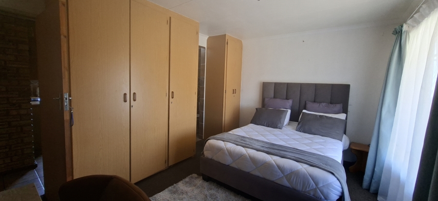 3 Bedroom Property for Sale in Rant En Dal Gauteng