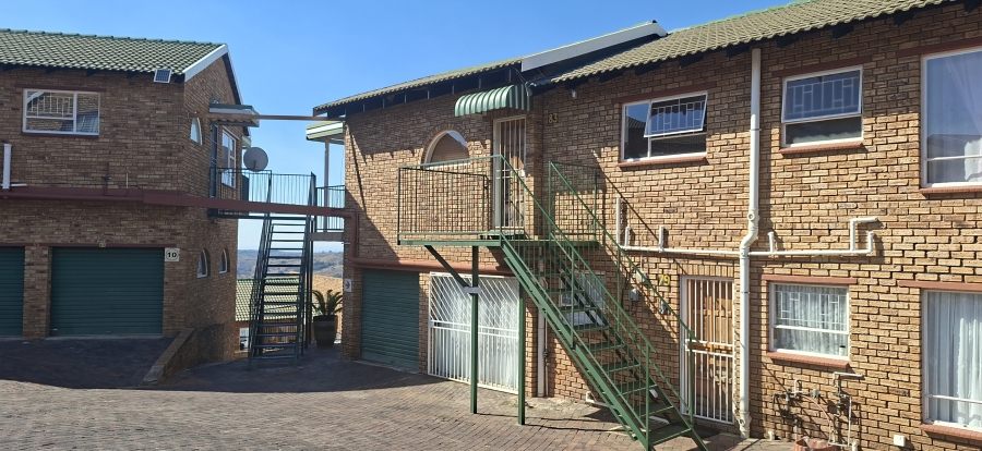 3 Bedroom Property for Sale in Rant En Dal Gauteng