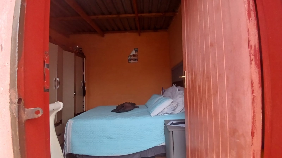 1 Bedroom Property for Sale in Mohlakeng Gauteng