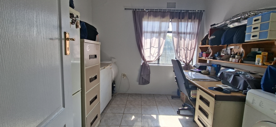 3 Bedroom Property for Sale in Wentworth Park Gauteng