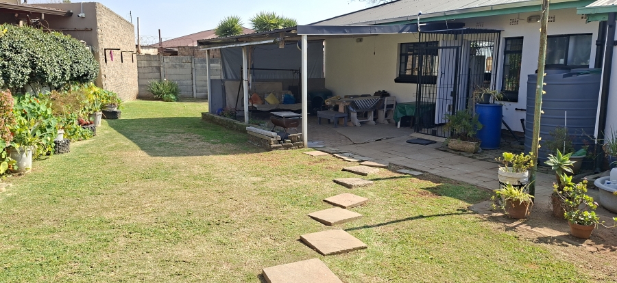 3 Bedroom Property for Sale in Wentworth Park Gauteng