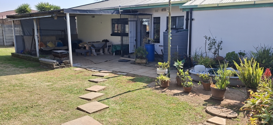 3 Bedroom Property for Sale in Wentworth Park Gauteng