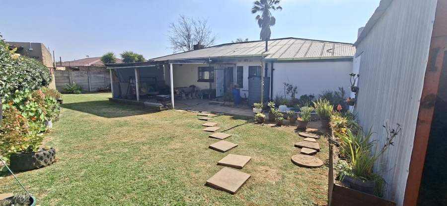 3 Bedroom Property for Sale in Wentworth Park Gauteng