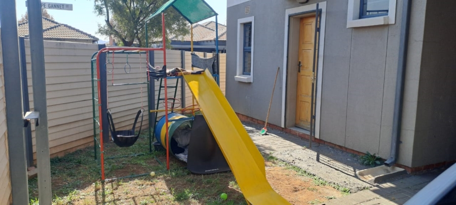 3 Bedroom Property for Sale in Andeon Gauteng