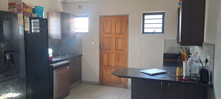 3 Bedroom Property for Sale in Andeon Gauteng