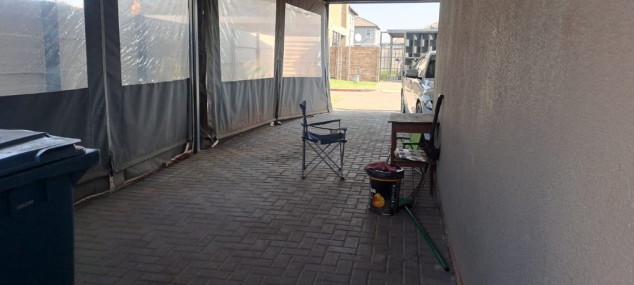 3 Bedroom Property for Sale in Andeon Gauteng