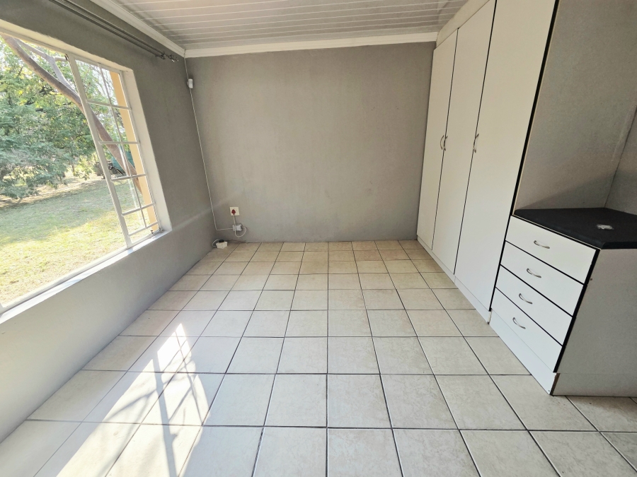 To Let 2 Bedroom Property for Rent in President Park Gauteng