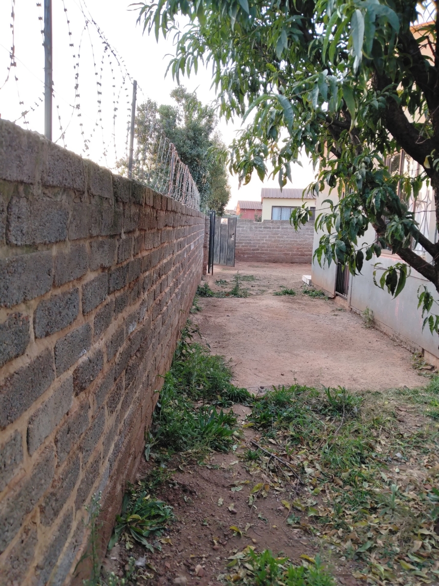 2 Bedroom Property for Sale in Orange Farm Gauteng