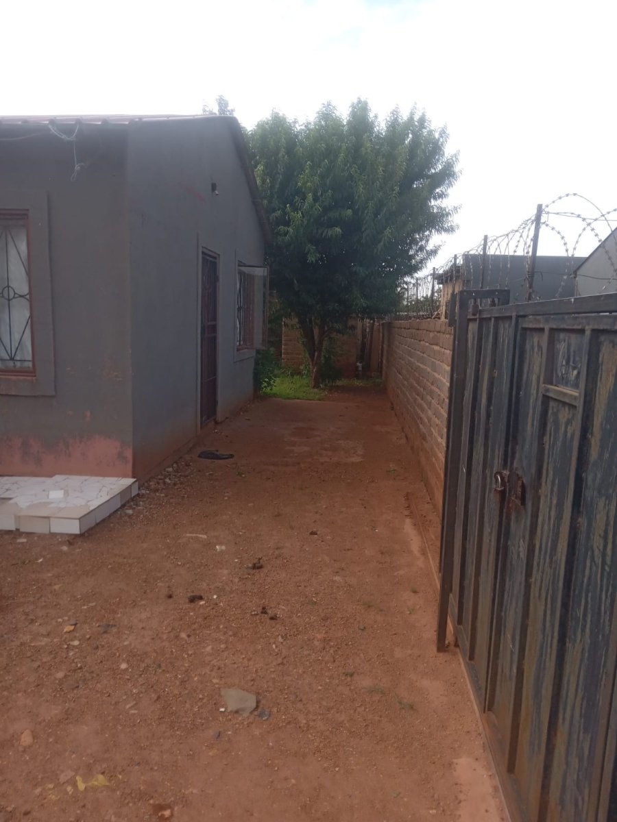 2 Bedroom Property for Sale in Orange Farm Gauteng