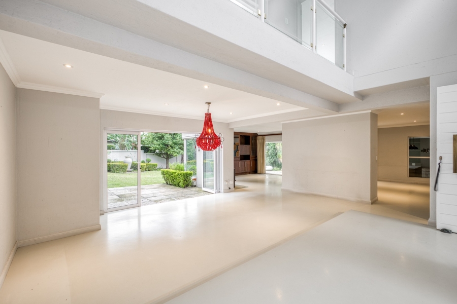 5 Bedroom Property for Sale in Dainfern Golf Estate Gauteng