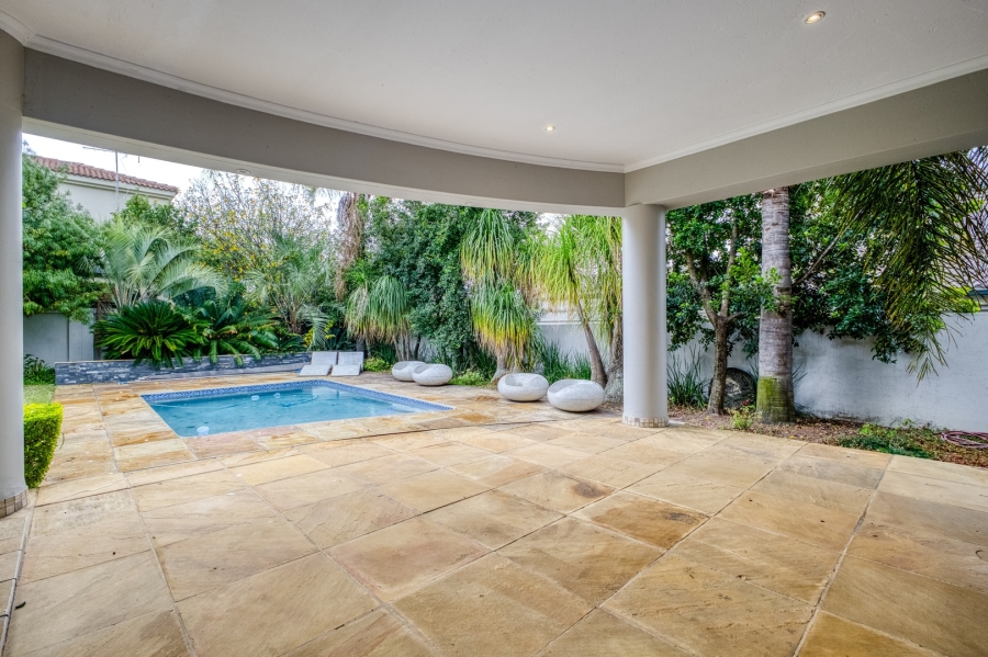 5 Bedroom Property for Sale in Dainfern Golf Estate Gauteng