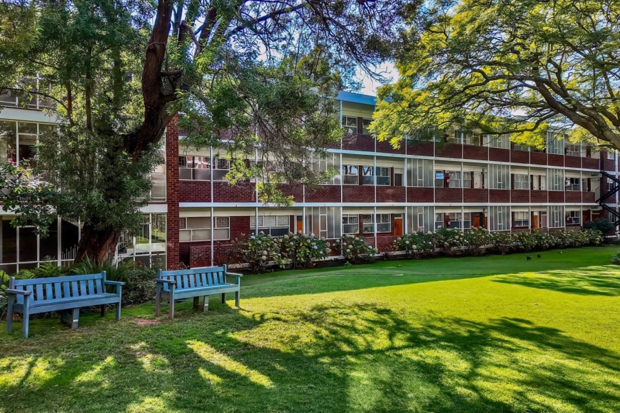 1 Bedroom Property for Sale in Illovo Gauteng