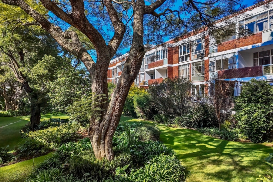 1 Bedroom Property for Sale in Illovo Gauteng