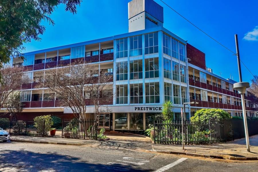 1 Bedroom Property for Sale in Illovo Gauteng