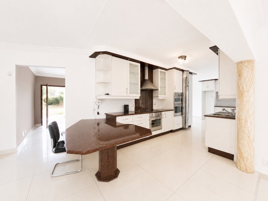 To Let 4 Bedroom Property for Rent in Erasmia Gauteng
