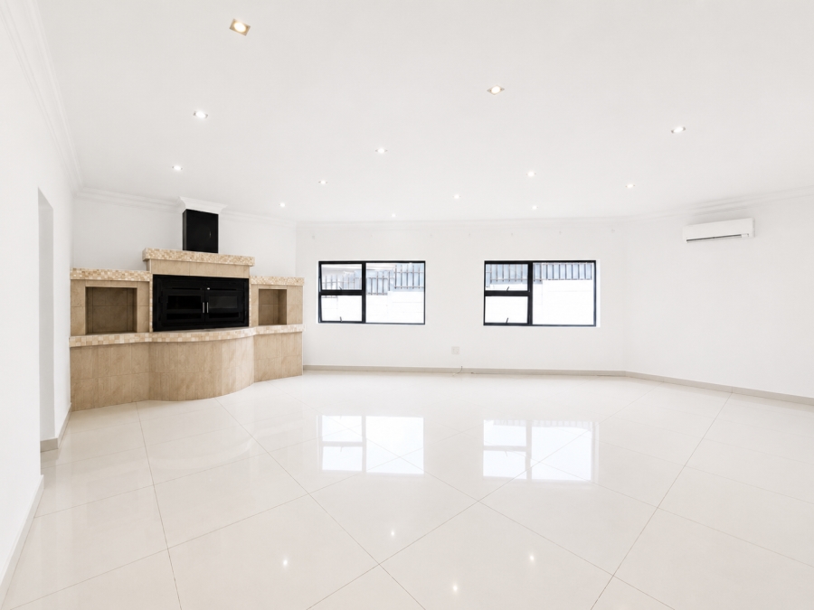To Let 4 Bedroom Property for Rent in Erasmia Gauteng